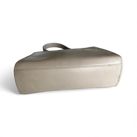 Celine beige Leather Shoulder Bag - Picture 5 of 10